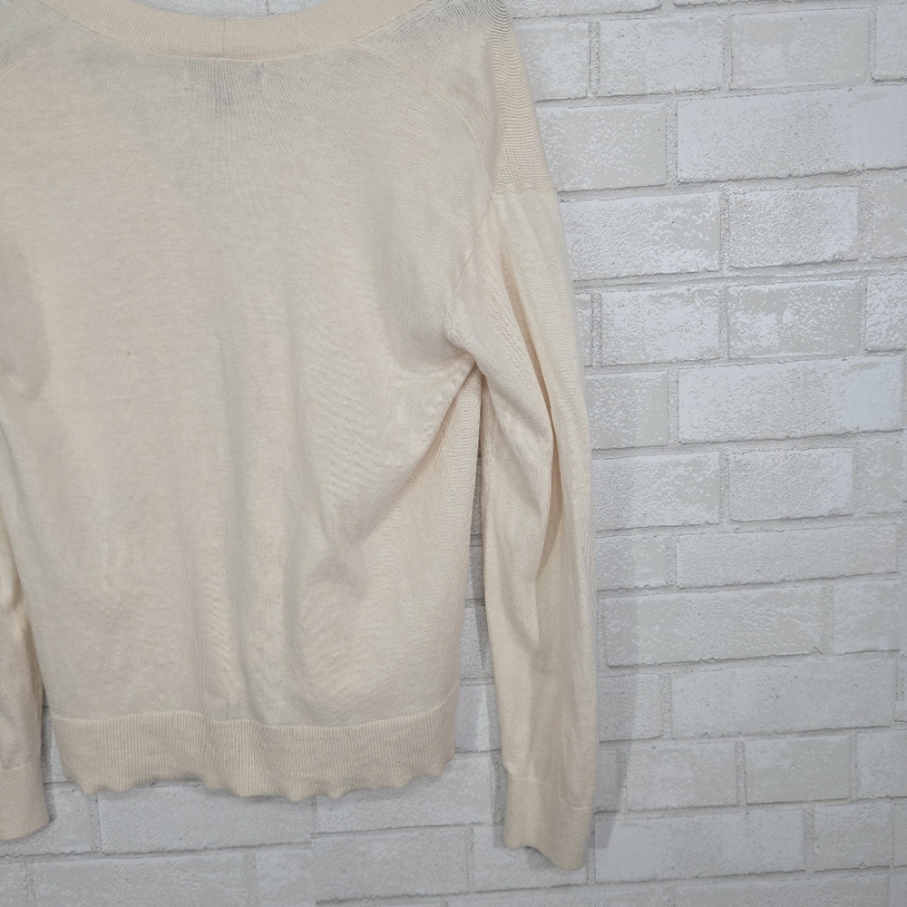 Banana Republic lightweight cardigan sweater - Picture 10 of 11